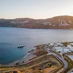 Hola Mykonos Villa *