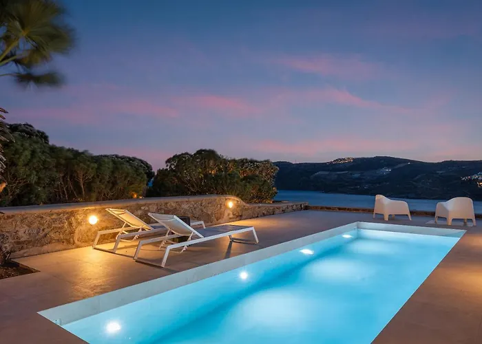 Hola Mykonos 别墅 *